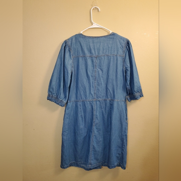 Live 4 Truth Dress - Picture 3 of 3